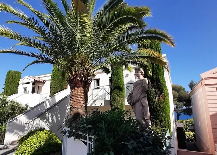 Le Paradis D'ella * Cannes